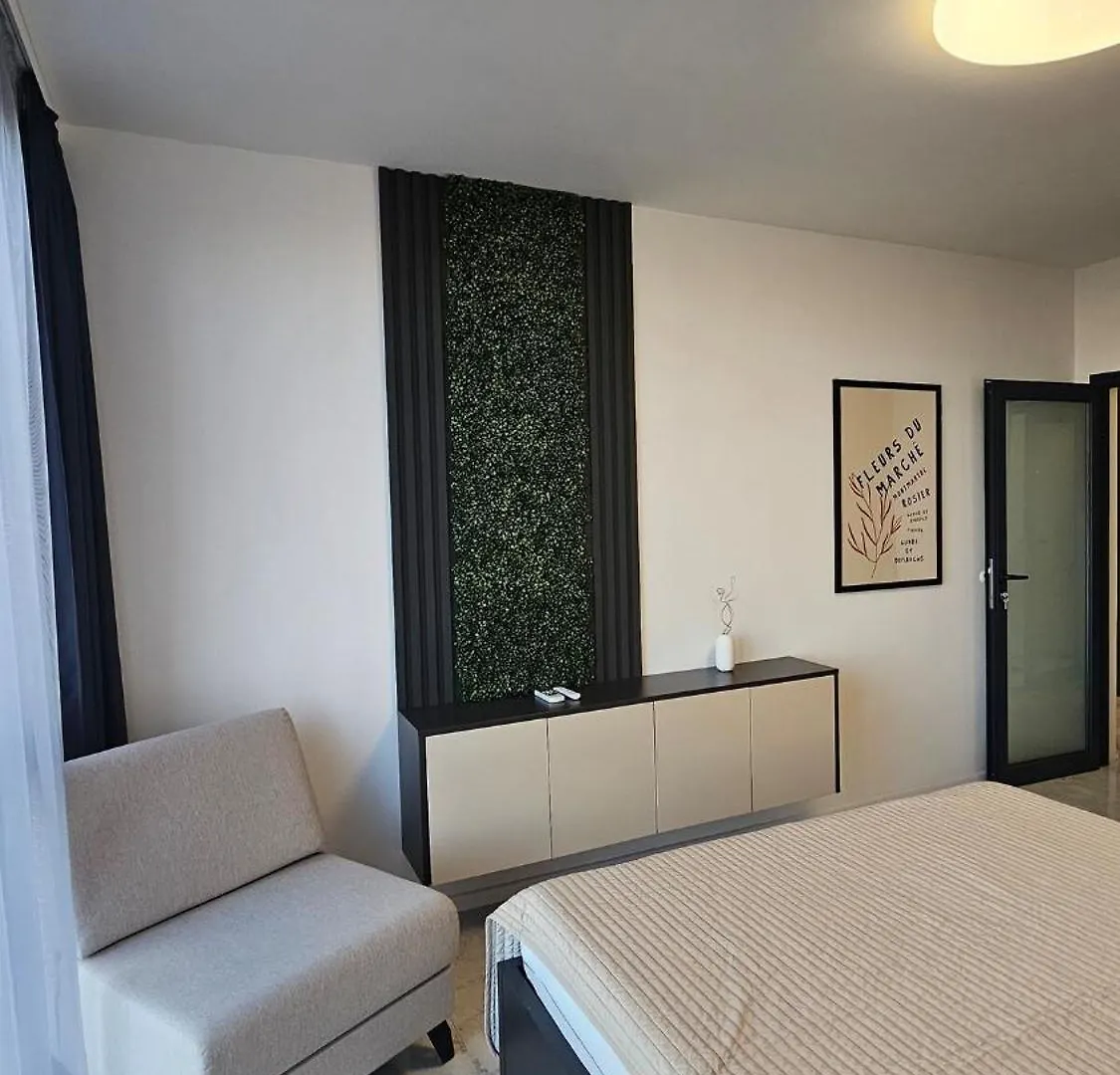 Stylish And Modern 1Bdrm Apt Free Private Parking Sofia Apartment