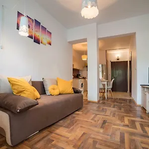 Comfort.chic.charming With Terrace Near Ndk Apartment
